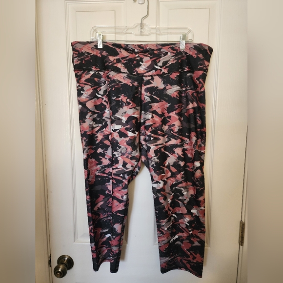 EUC Fabletics Jacket & Legging Set 2X - Picture 4 of 5